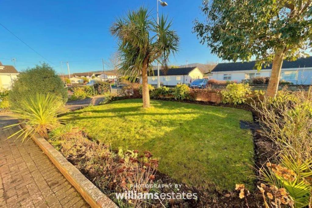 The Barefoot Bungalow In Picturesque Prestatyn Eksteriør billede